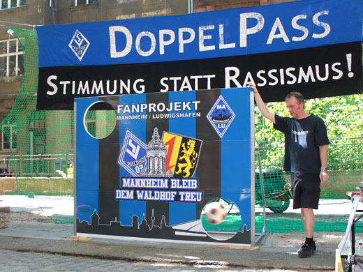 DoppelPass-Torwandschießen beim Max-Joseph-Straßenfest 2011 - Bild 11