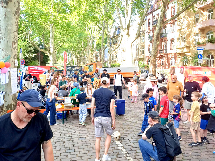 DoppelPass-Torwandschießen beim Max-Joseph-Straßenfest 2026 - Bild 5