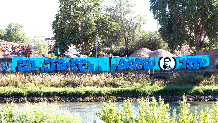 „20 Jahre DoPa 1999“-Graffiti